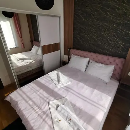 Lägenhet M2 Titova Palisat